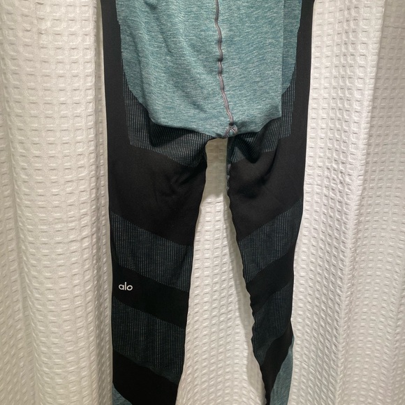 ALO Yoga High-waist legging L - Picture 8 of 9